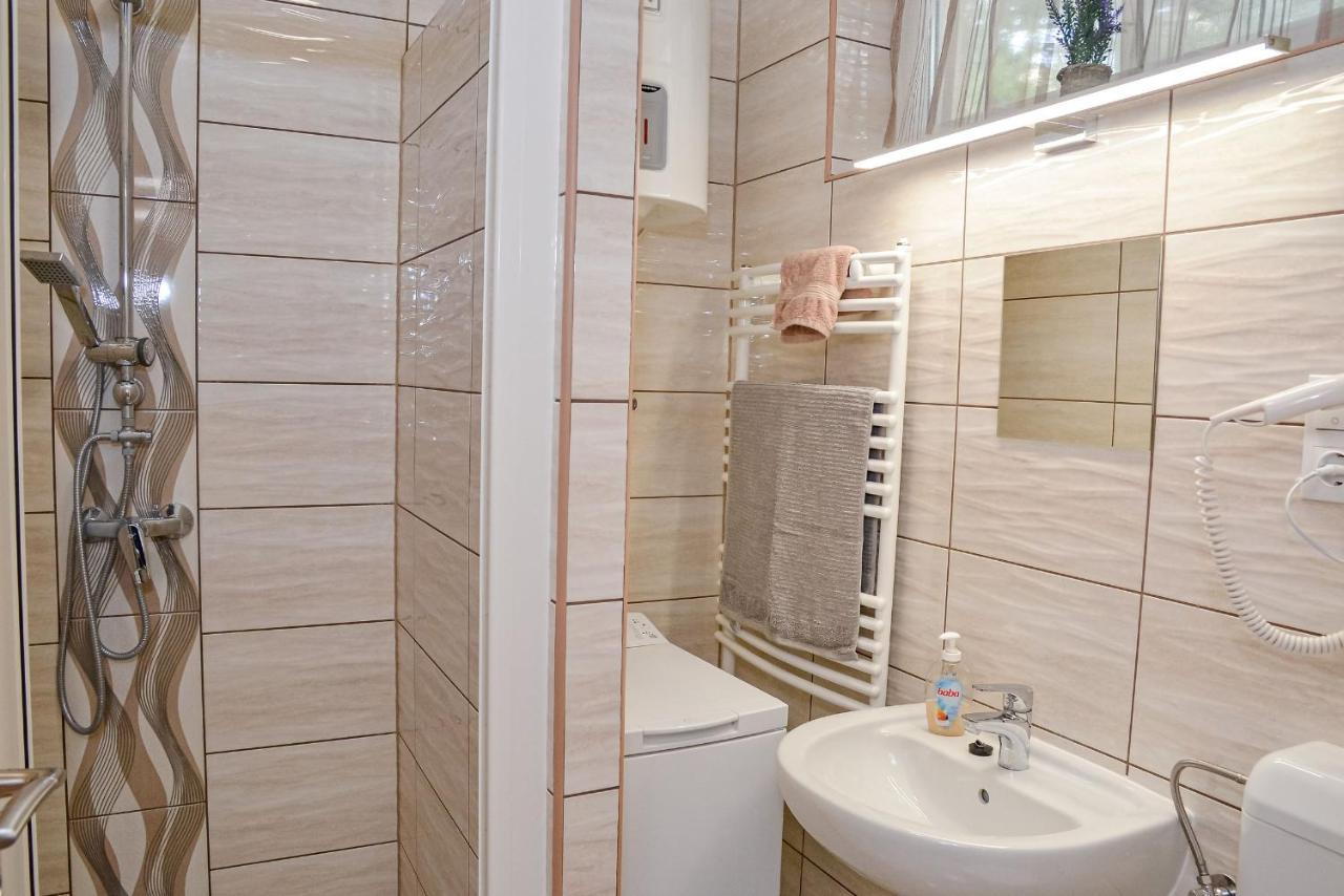 Krisztina Apartman 81 Hajdúszoboszló 外观 照片