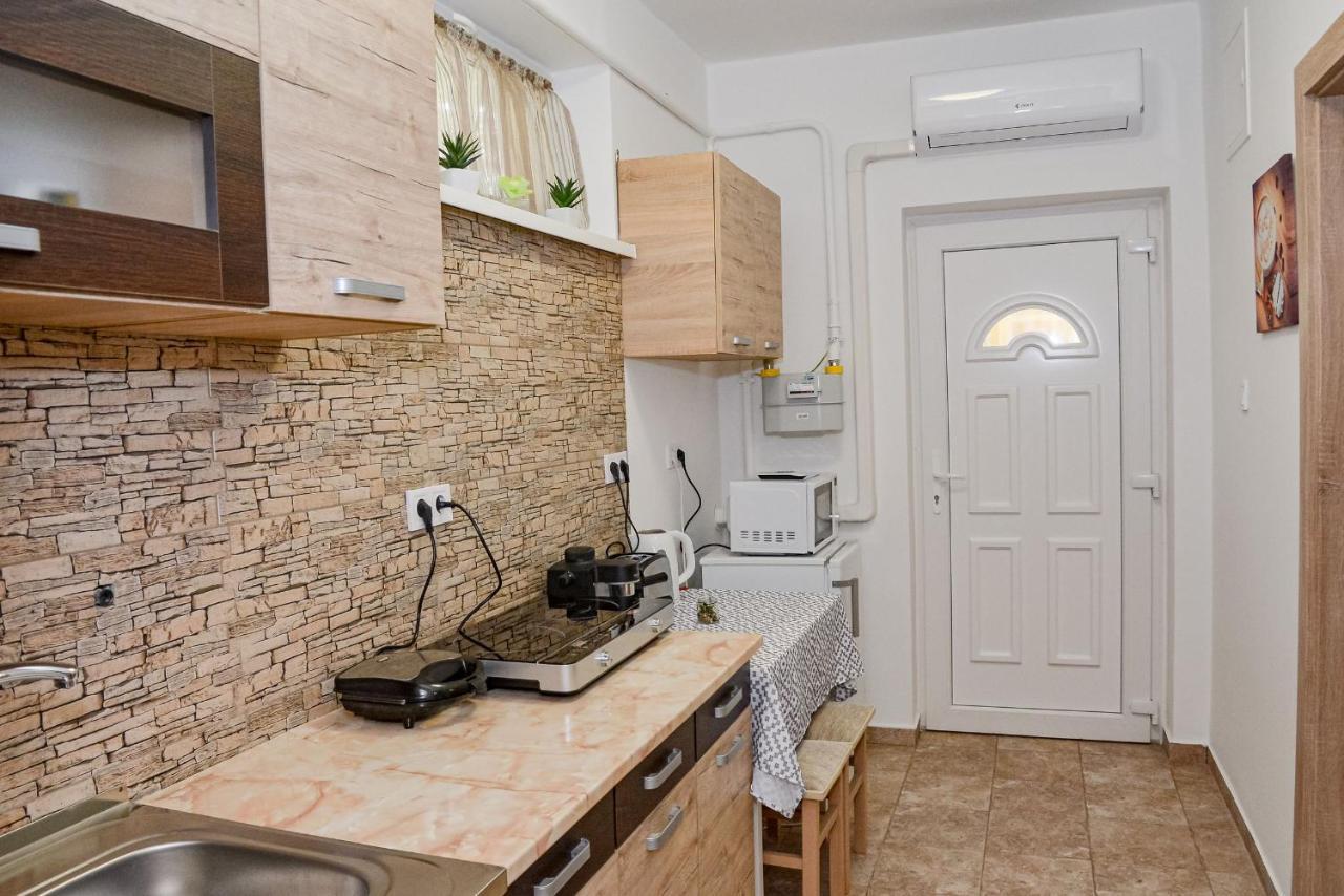 Krisztina Apartman 81 Hajdúszoboszló 外观 照片